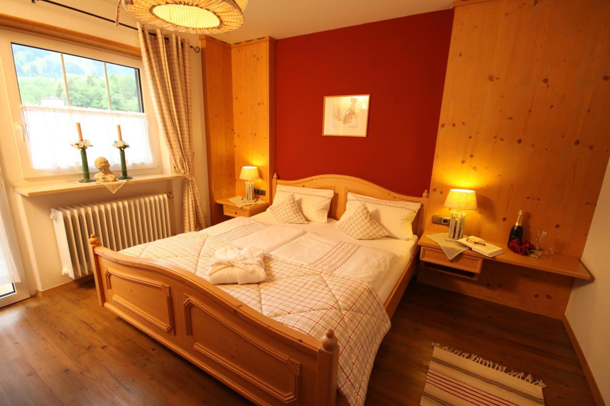 Haus Susanne - Top-Ferienwohnungen - Sommer-Bergbahn Inklusive Обермайзельштайн Экстерьер фото